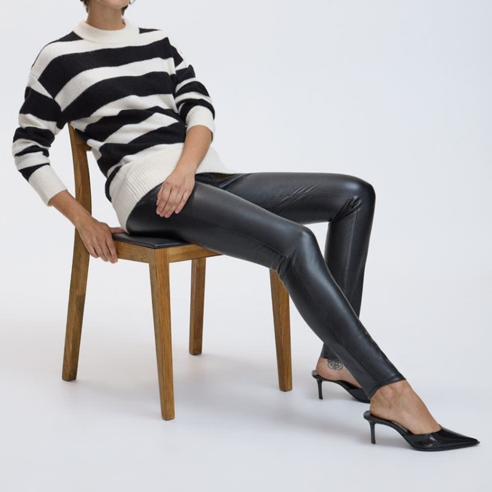 REITMANS Black Faux Leather Leggings Size 12